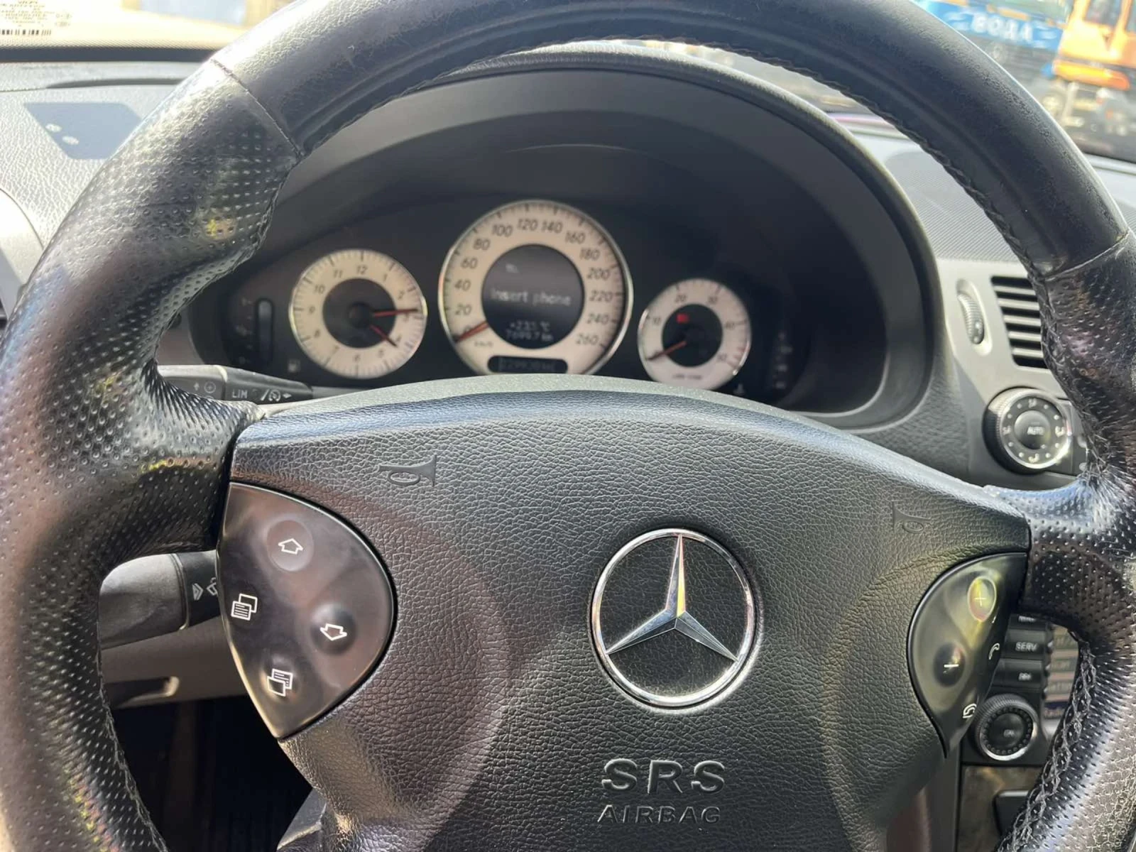 Mercedes-Benz E 320 Avantgarde, снимка 10 - Автомобили и джипове - 55162495