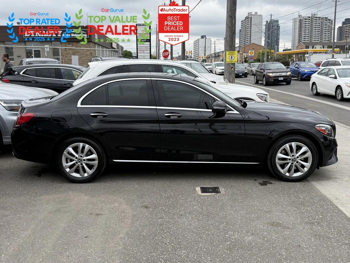 Mercedes-Benz C 300, снимка 3 - Автомобили и джипове - 55299752