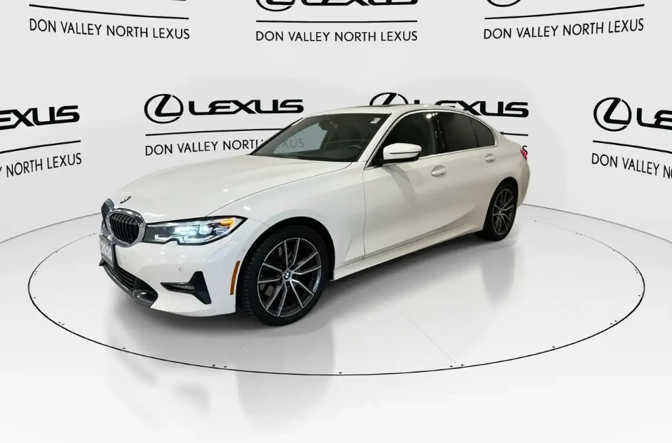 BMW 330 xDrive HUD Enhanced, снимка 3 - Автомобили и джипове - 55314205