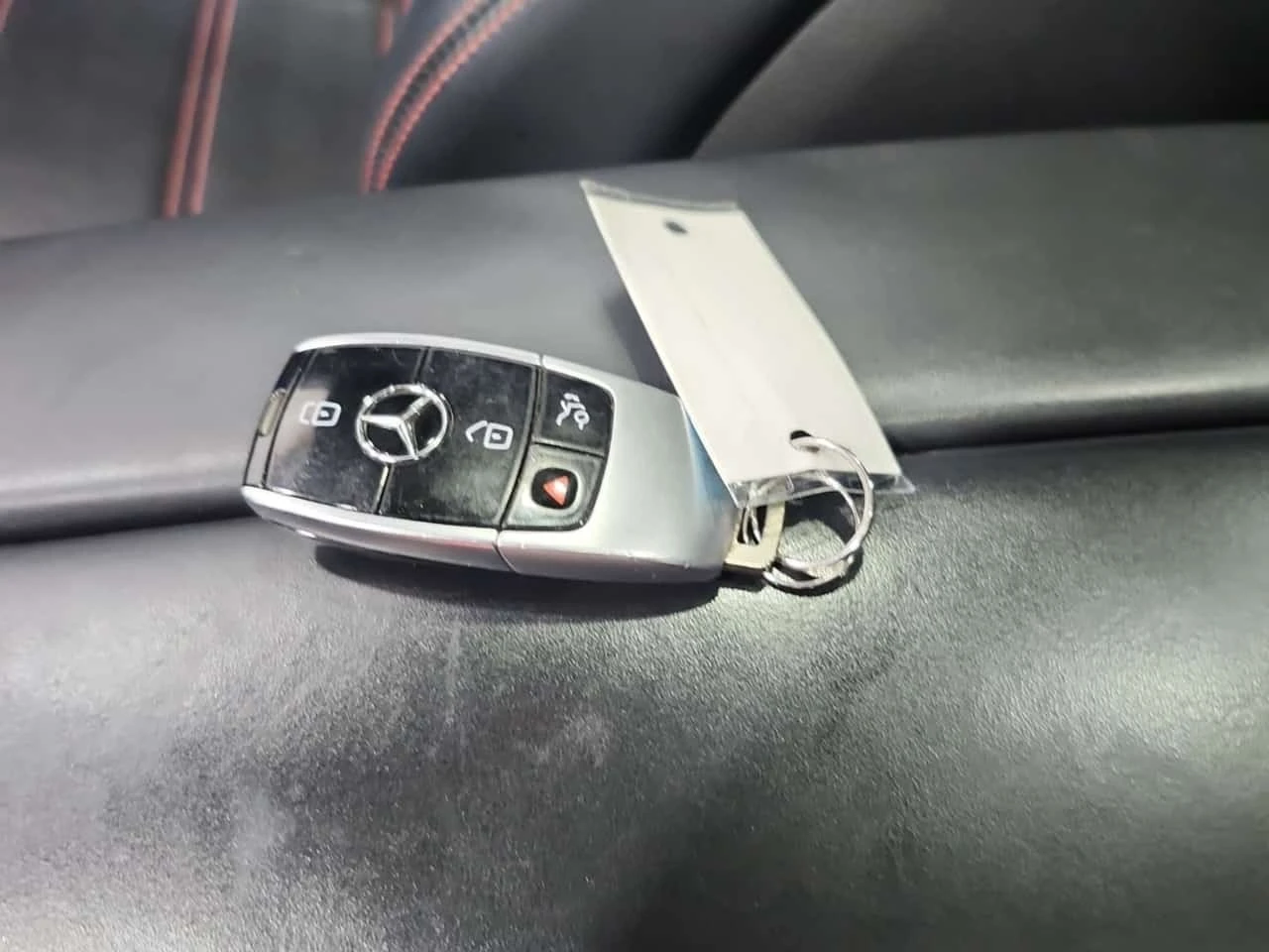 Mercedes-Benz E 43 AMG BURMESTER * HEAD UP * ПАНОРАМА * CARFAX * , снимка 13 - Автомобили и джипове - 55784334