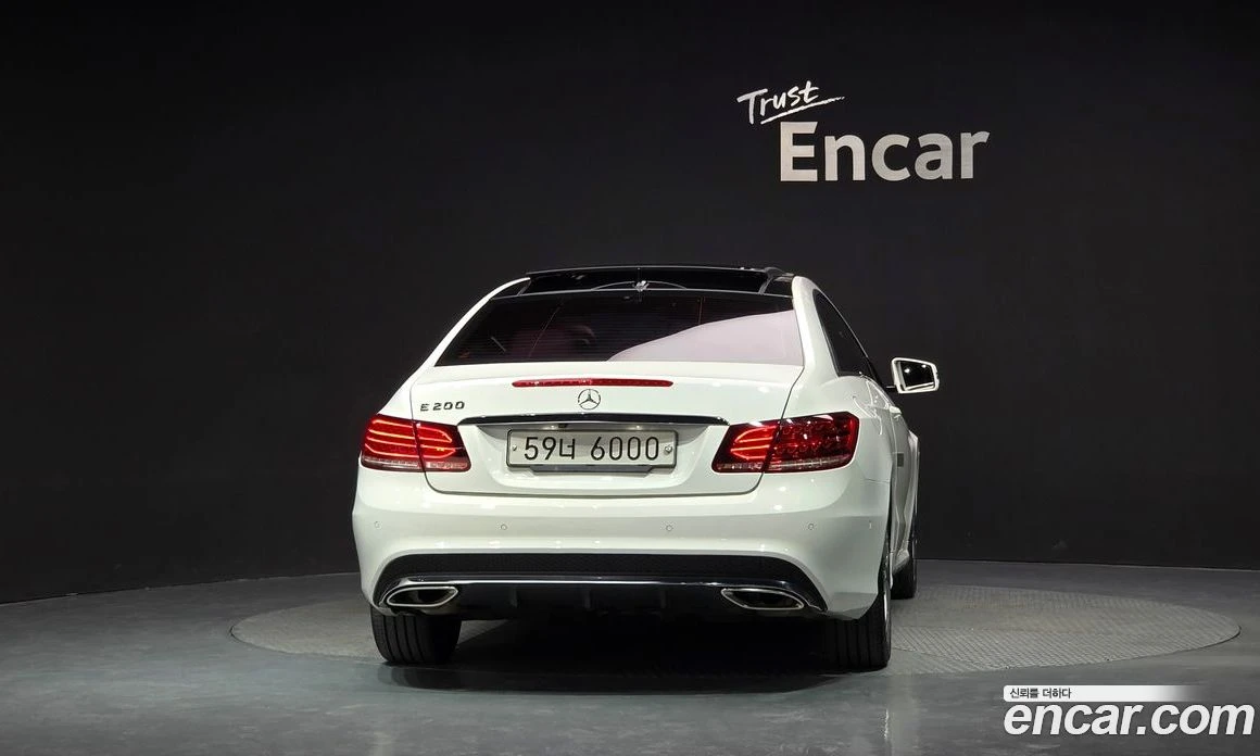 Mercedes-Benz E 200 E200 Coupe, снимка 4 - Автомобили и джипове - 56117467