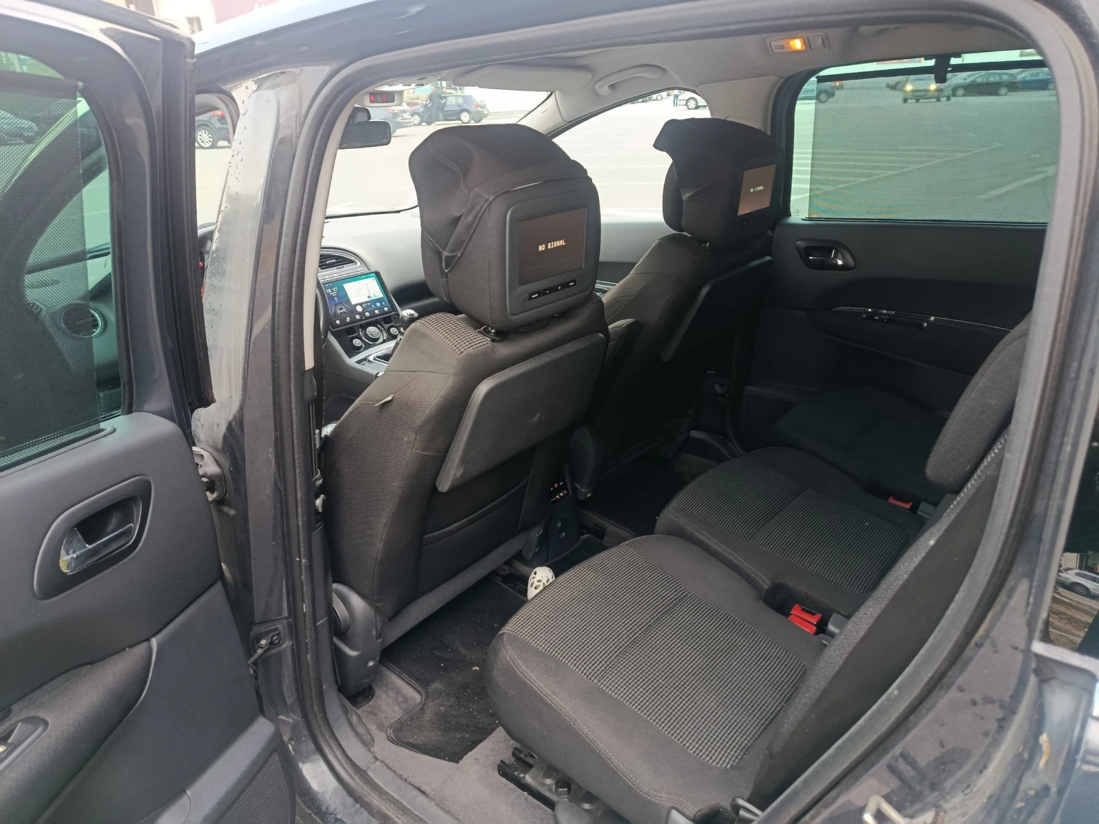 Peugeot 5008 2.0 HDI, снимка 9 - Автомобили и джипове - 56227132