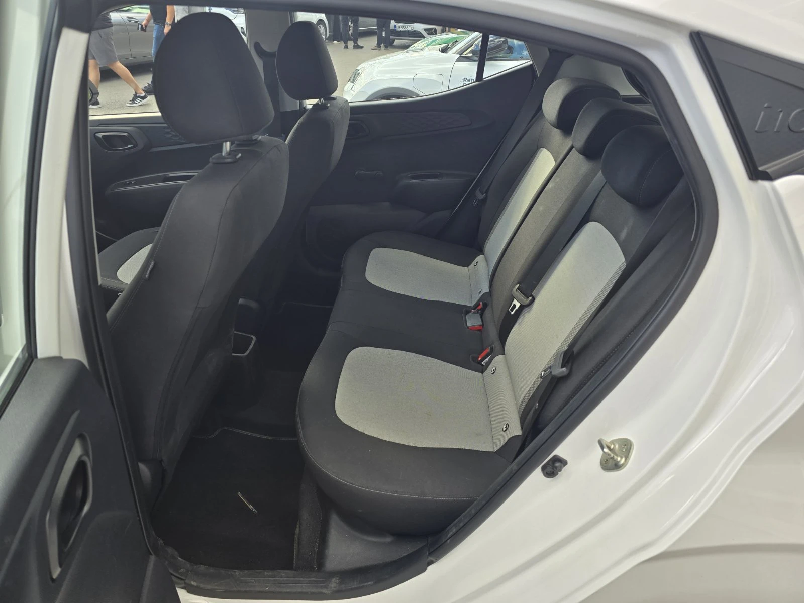 Hyundai I10 1.0 бензин/ газ 70 к.с., снимка 11 - Автомобили и джипове - 56311189