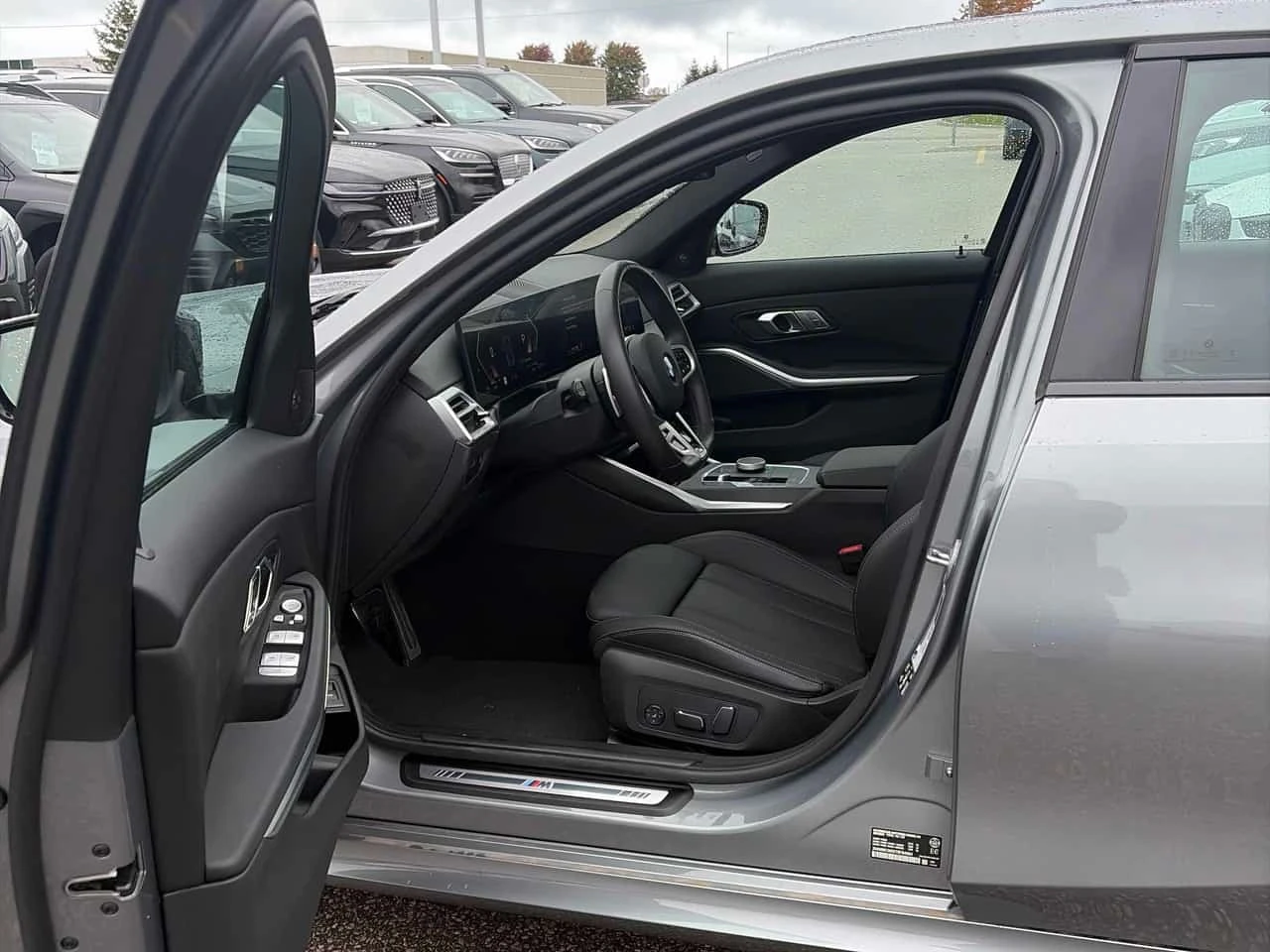 BMW 330 * xDrive * CARFAX * ����� �� ����������� | Mobile.bg � ����������� 5