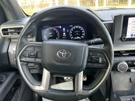 Toyota Tacoma TRD Sport Double Cab 4WD АвтоКредит (ЦЕНА ДО БГ), снимка 13