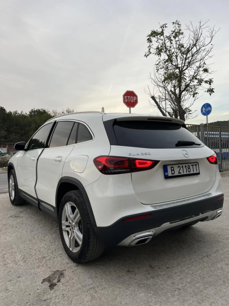 Mercedes-Benz GLA 250, снимка 6 - Автомобили и джипове - 47696596