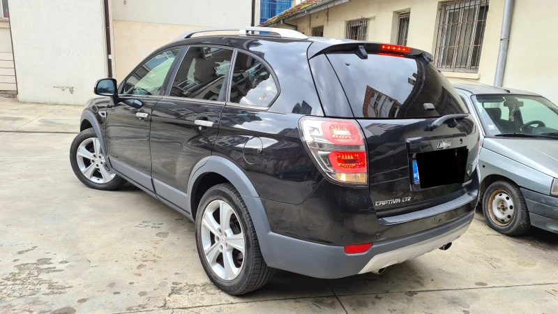 Chevrolet Captiva Captiva LTZ 2.2D, снимка 2 - Автомобили и джипове - 47897908