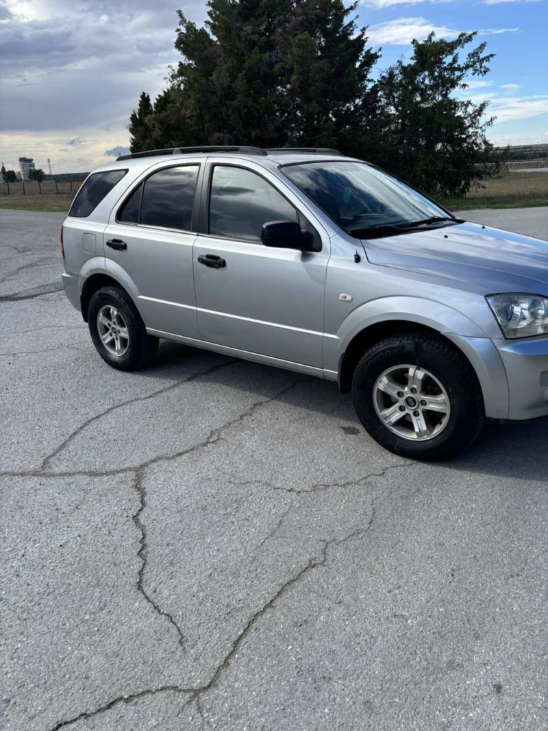 Kia Sorento 2.5crdi , снимка 3 - Автомобили и джипове - 53132277