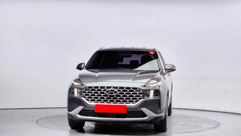 Hyundai Santa fe НАЛИЧНА/ FACELIFT//2.2 CRDi//4WD//DCT/8 СК/PREMIUM, снимка 2 - Автомобили и джипове - 51934700