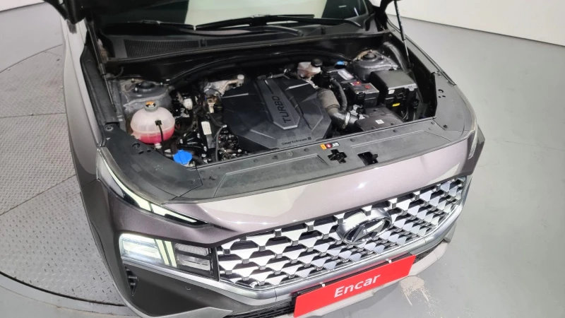 Hyundai Santa fe НАЛИЧНА/ FACELIFT//2.2 CRDi//4WD//DCT/8 СК/PREMIUM, снимка 5 - Автомобили и джипове - 51934700