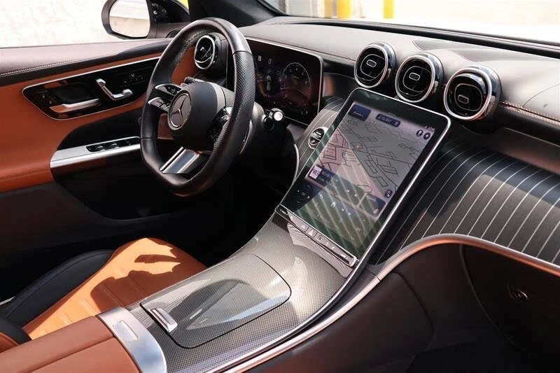 Mercedes-Benz GLC 300 4MATIC AMG LINE* DISTRONIC* BURMESTER* 360* PANO* , снимка 5 - Автомобили и джипове - 55512888