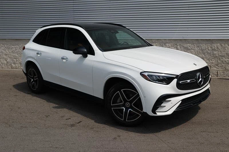 Mercedes-Benz GLC 300 4MATIC AMG LINE* DISTRONIC* BURMESTER* 360* PANO* 