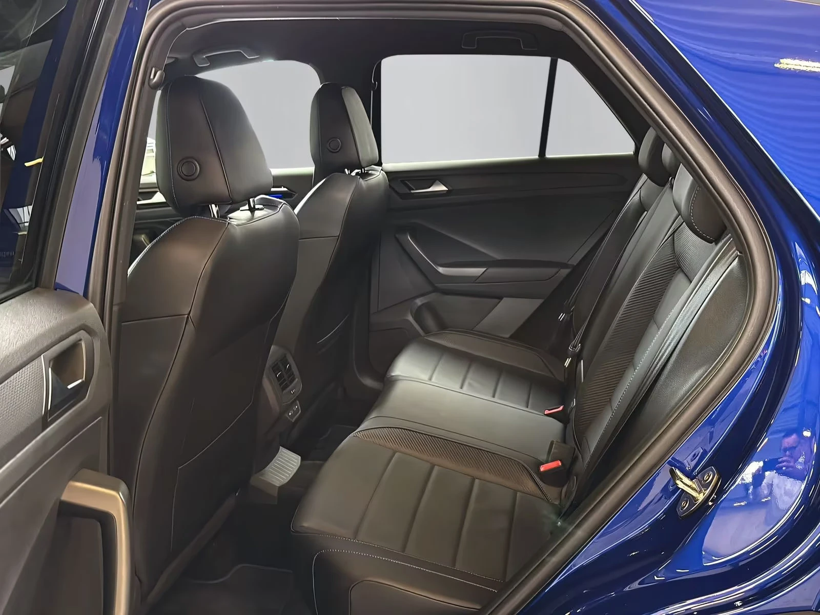 VW T-Roc R/300HP/NAVI/CAM/MATRIX/DSG/KLESS/198g | Mobile.bg   14