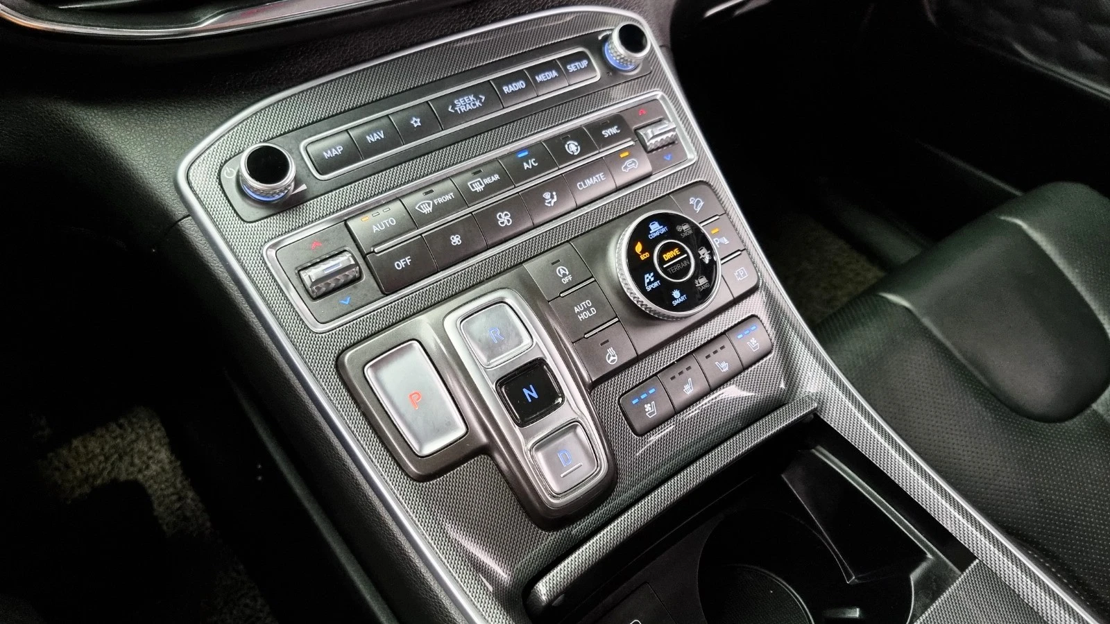 Hyundai Santa fe �������/ FACELIFT//2.2 CRDi//4WD//DCT/8 ��/PREMIUM | Mobile.bg � ����������� 11