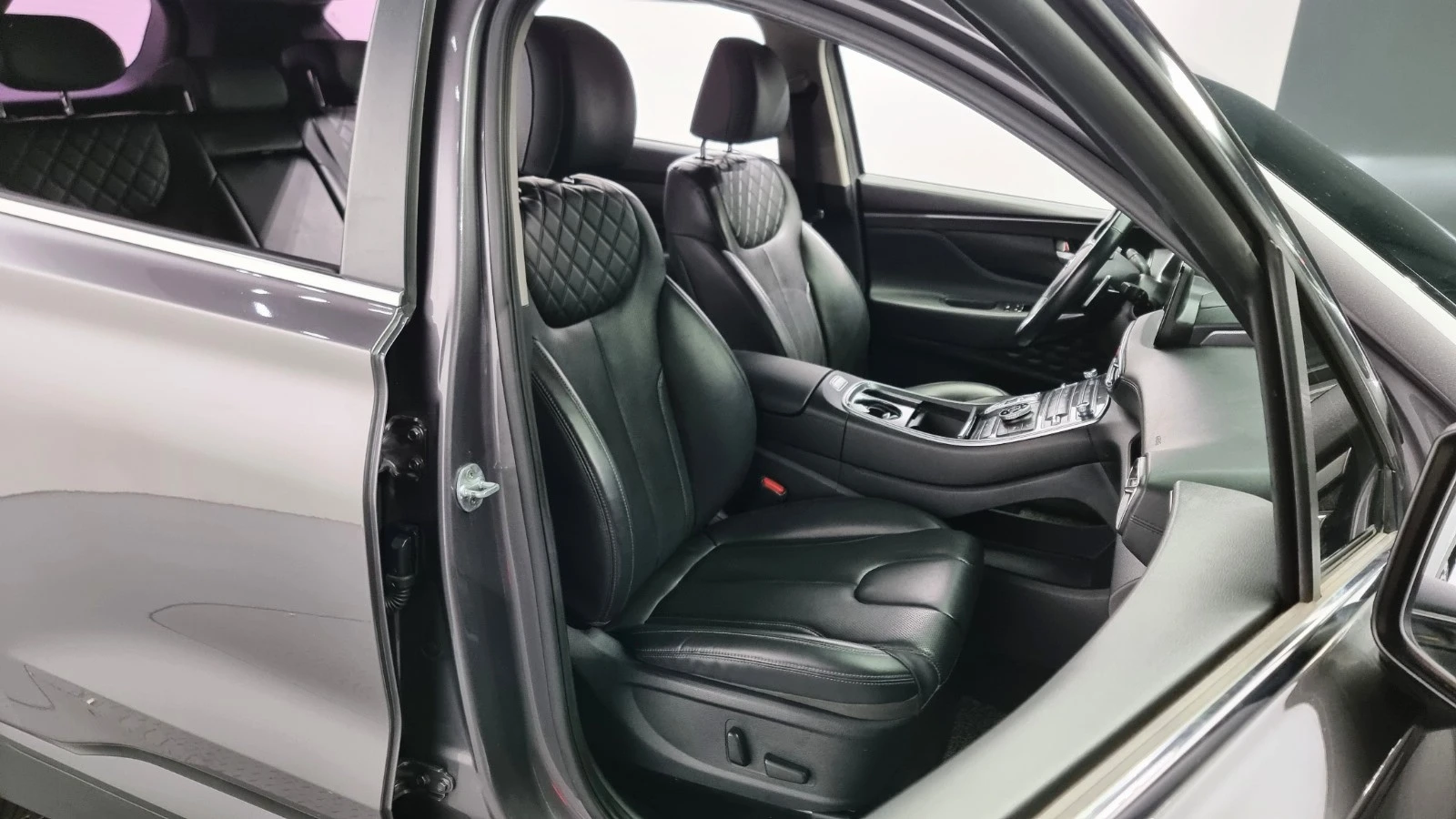 Hyundai Santa fe FACELIFT//2.2 CRDi//4WD//DCT/8 СКОРОСТИ/PREMIUM - изображение 7