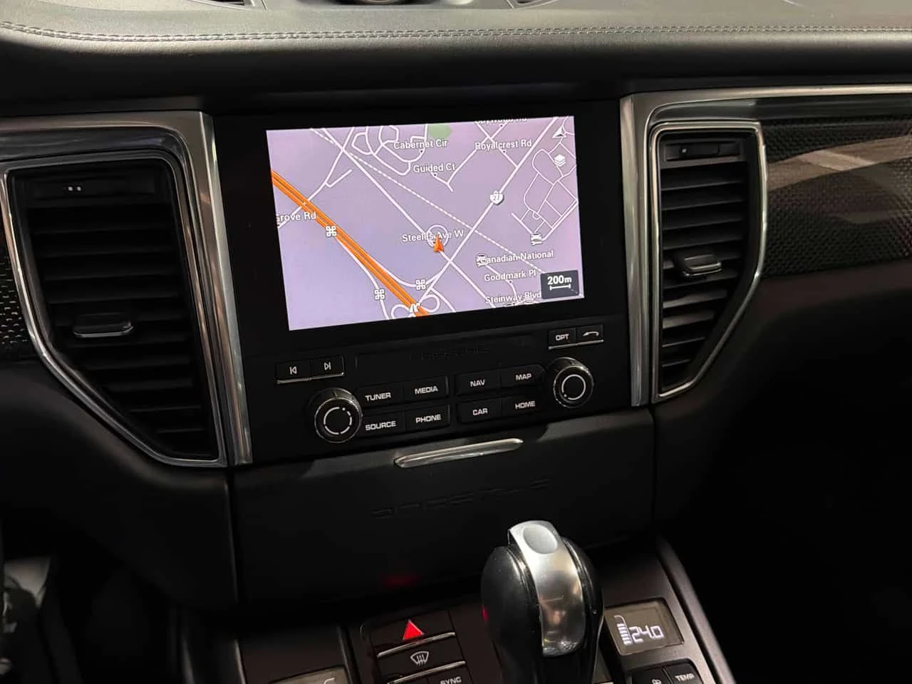 Porsche Macan * Turbo * CARFAX * ОБДУХВАНЕ * BOSE * 2 КЛЮЧА, снимка 9 - Автомобили и джипове - 53971395