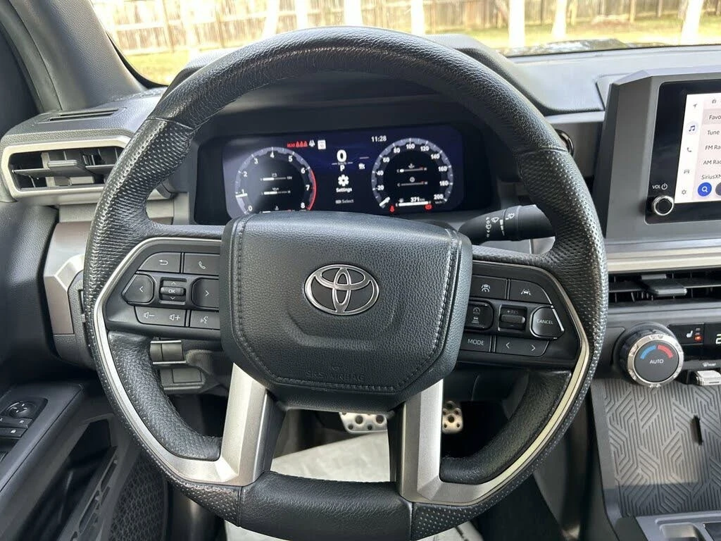 Toyota Tacoma TRD Sport Double Cab 4WD АвтоКредит (ЦЕНА ДО БГ), снимка 13 - Автомобили и джипове - 53988361