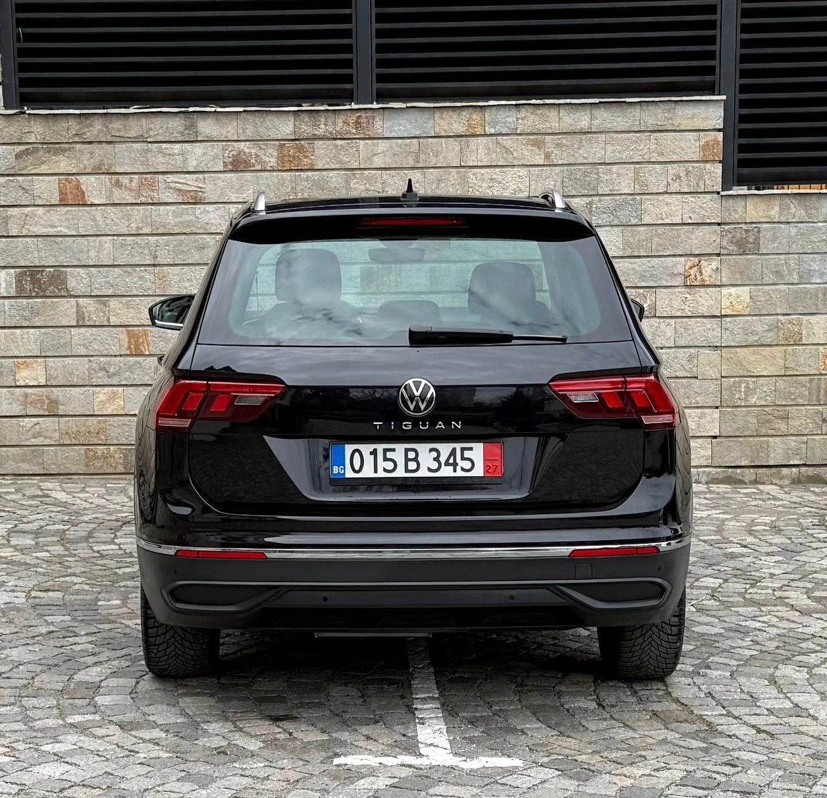 VW Tiguan 2.0_TDI_DSG Панорамен_таван Автоматик, снимка 6 - Автомобили и джипове - 54067290