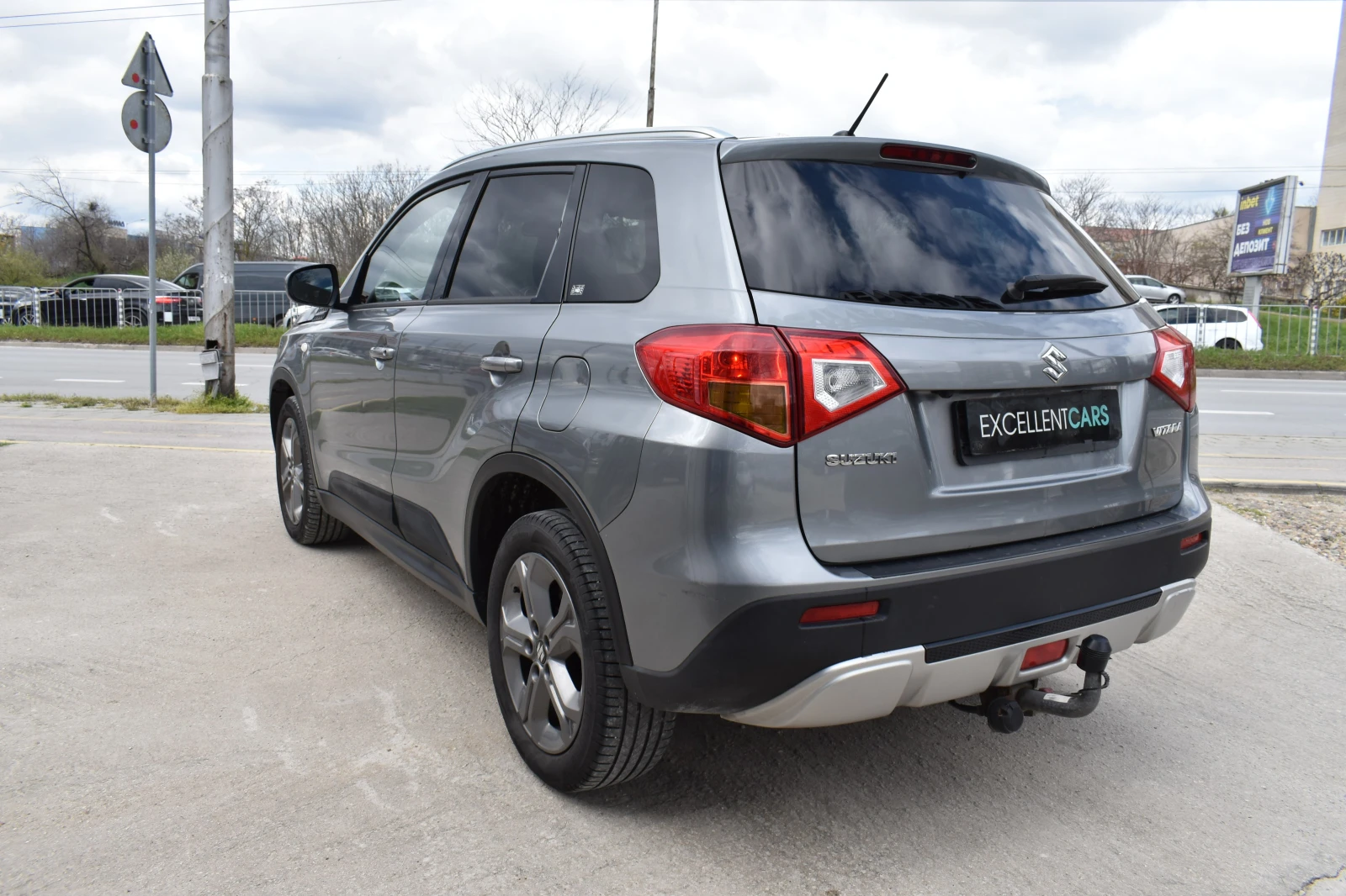 Suzuki Vitara 1.6D* , снимка 4 - Автомобили и джипове - 54166549