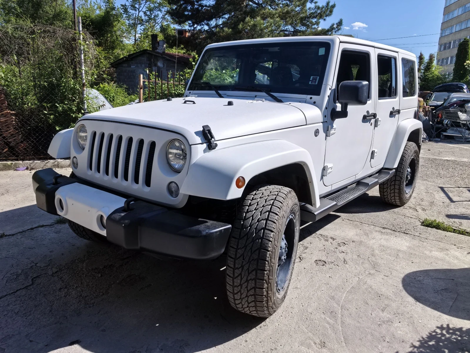 Jeep Wrangler Sahara