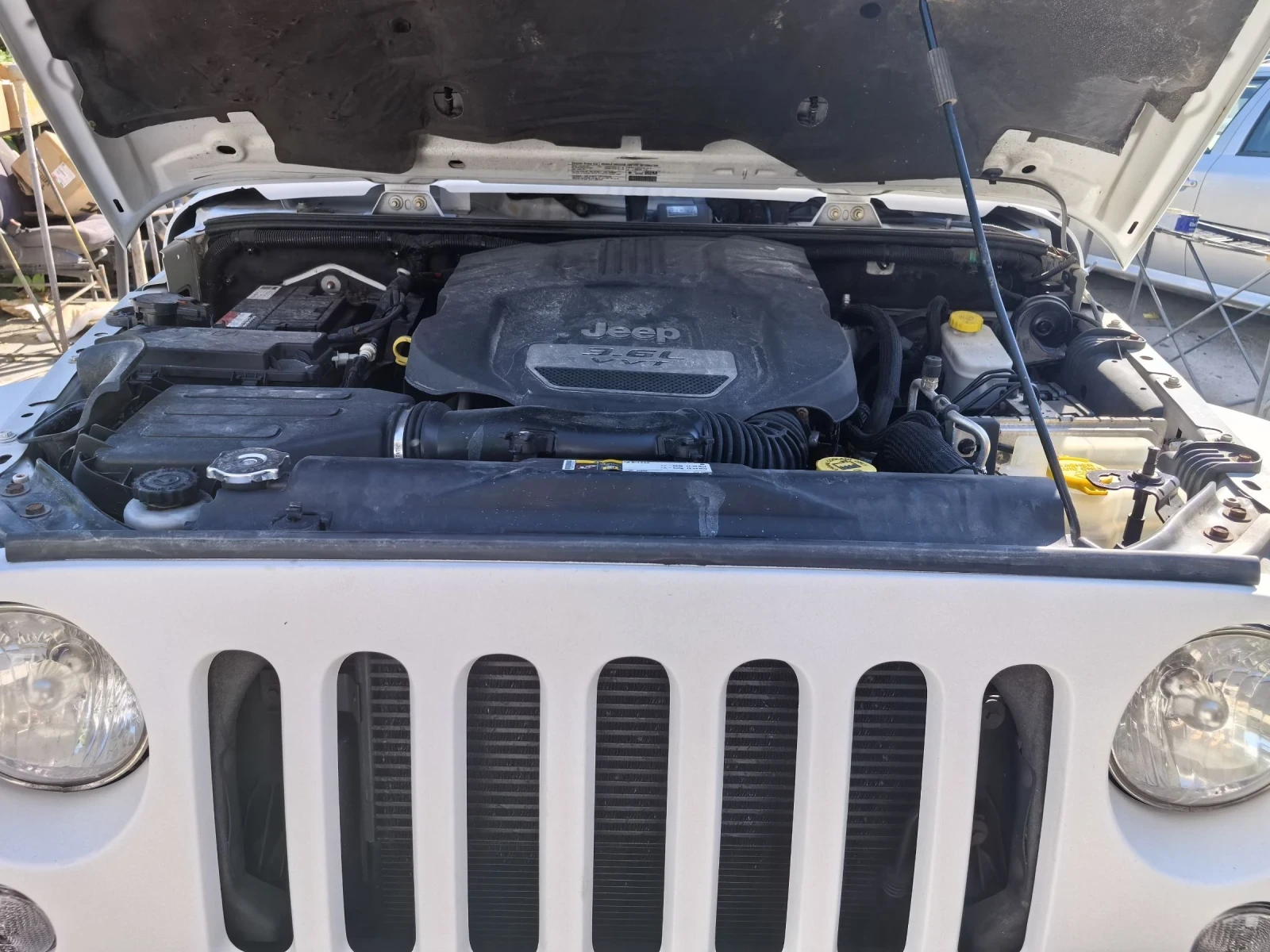 Jeep Wrangler Sahara, снимка 14 - Автомобили и джипове - 54714567