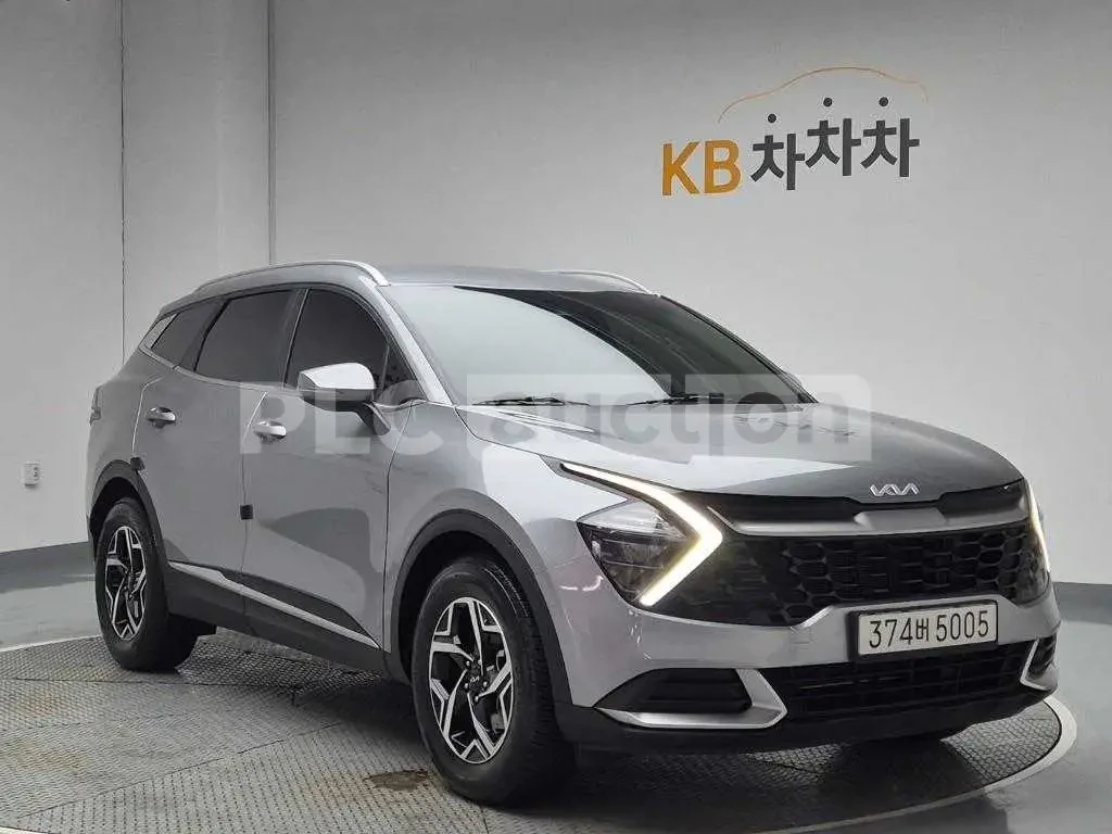 Kia Sportage 2.0 4x4| КАМЕРА| ОБДУХВАНЕ| ПОДГРЕВ| ВКЛ.ТЕХНОТЕСТ, снимка 3 - Автомобили и джипове - 55009151