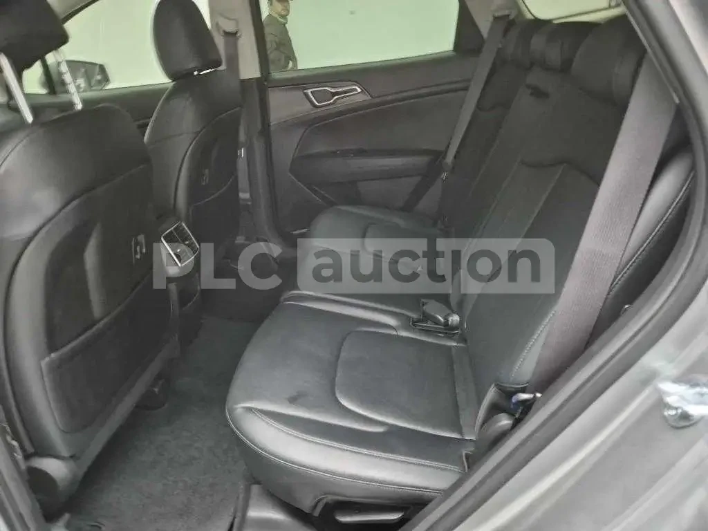 Kia Sportage 2.0 4x4| КАМЕРА| ОБДУХВАНЕ| ПОДГРЕВ| ВКЛ.ТЕХНОТЕСТ, снимка 15 - Автомобили и джипове - 55009151