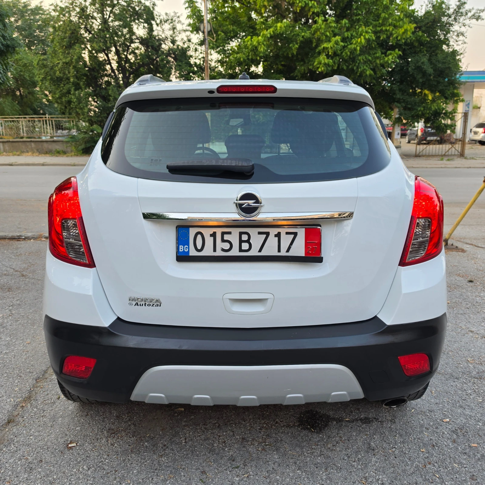 Opel Mokka 1.6i, снимка 13 - Автомобили и джипове - 55105556