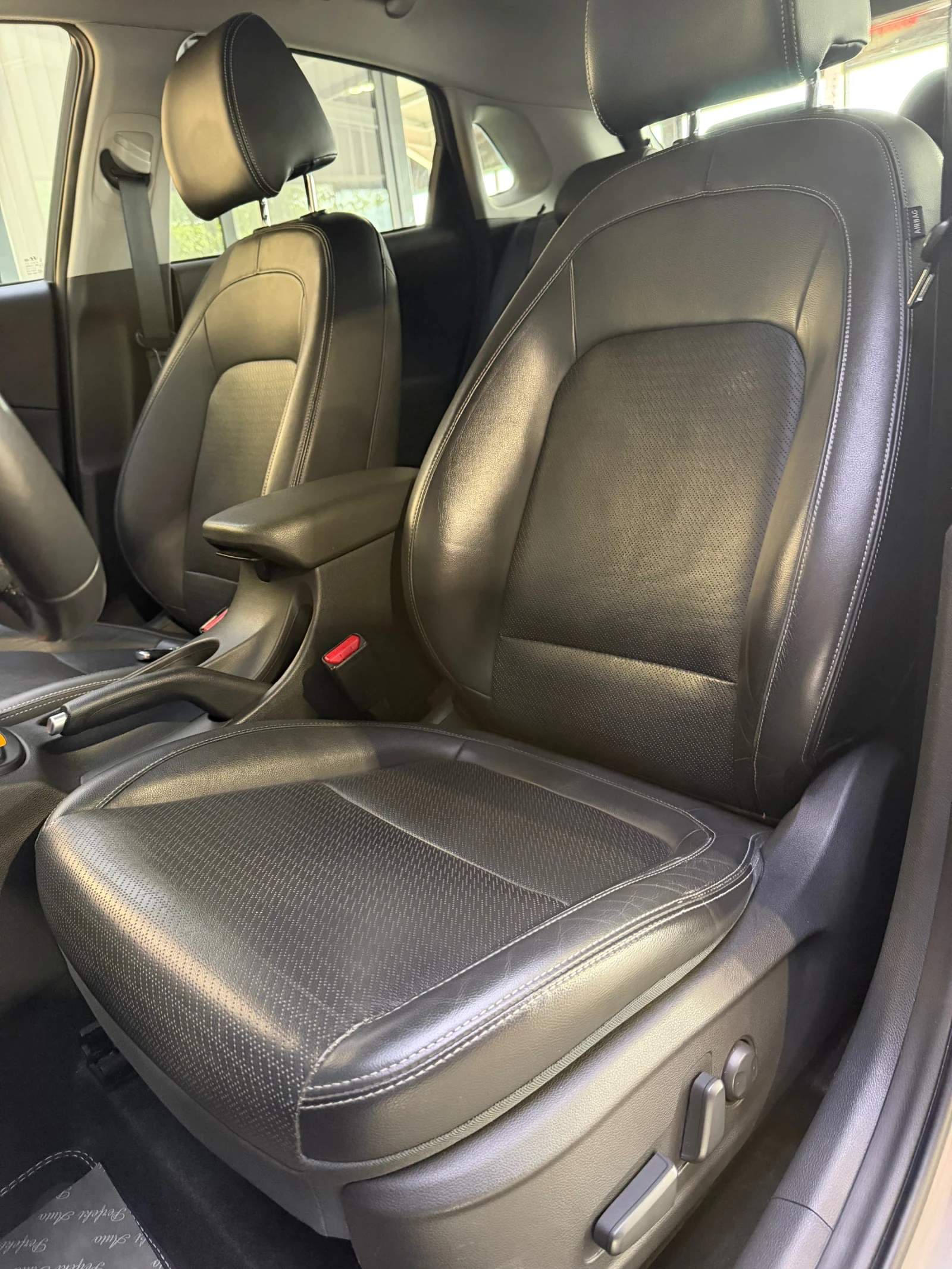 Hyundai Kona 4WD * FULL Екстри * KRELL * HEAD UP, снимка 15 - Автомобили и джипове - 55306983