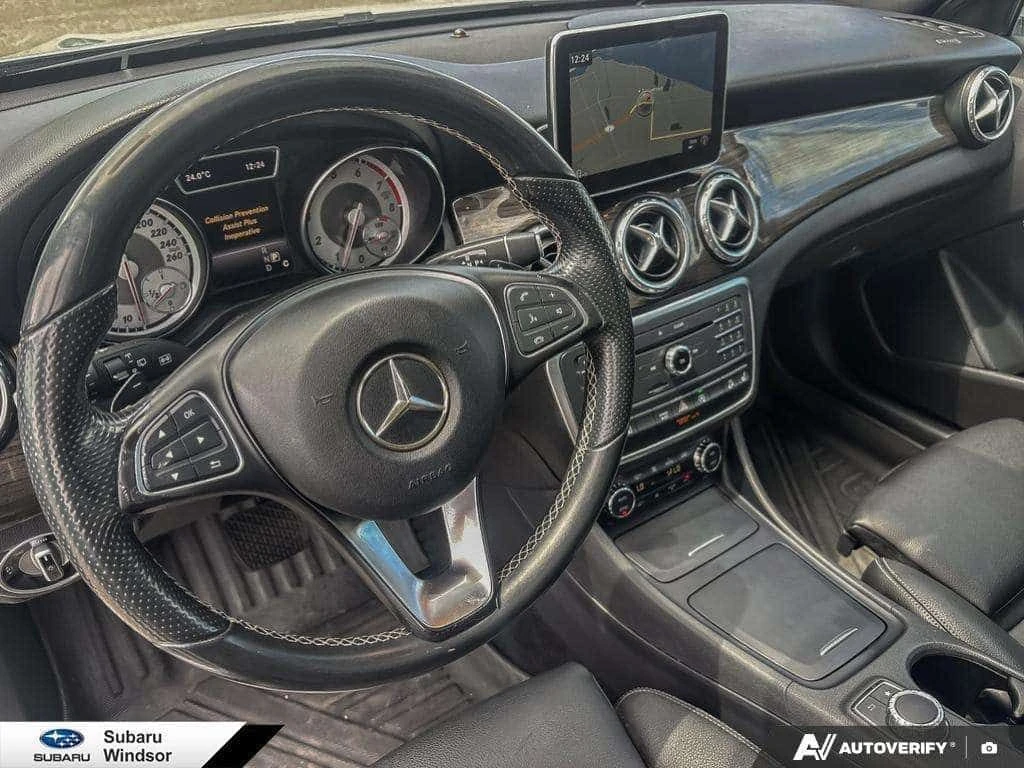 Mercedes-Benz GLA * 4MATIC * АВТОКРЕДИТ * ОТ ПРЕДСТАВИТЕЛСТВО, снимка 13 - Автомобили и джипове - 55391225