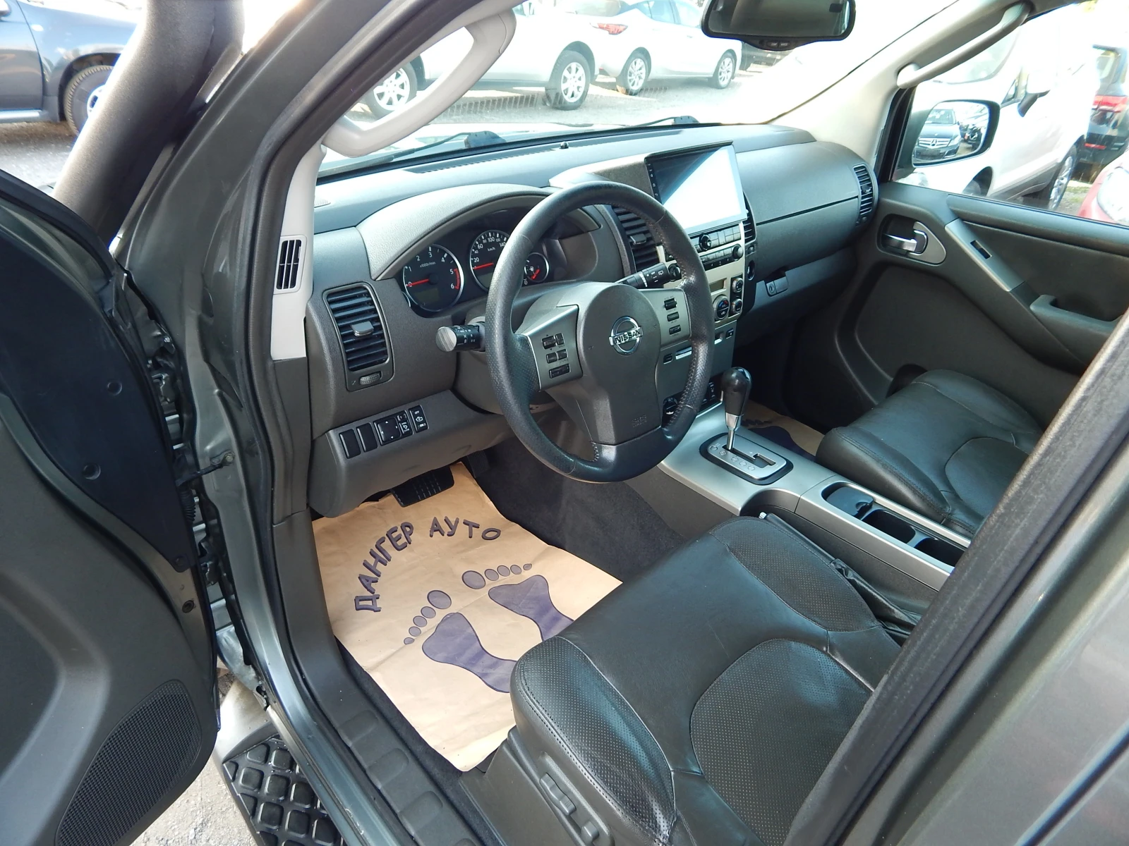 Nissan Pathfinder 2.5D* 251000км.* 7места* , снимка 10 - Автомобили и джипове - 55589089
