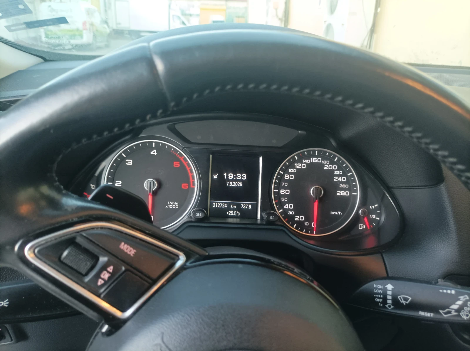Audi Q5, снимка 8 - Автомобили и джипове - 55981477