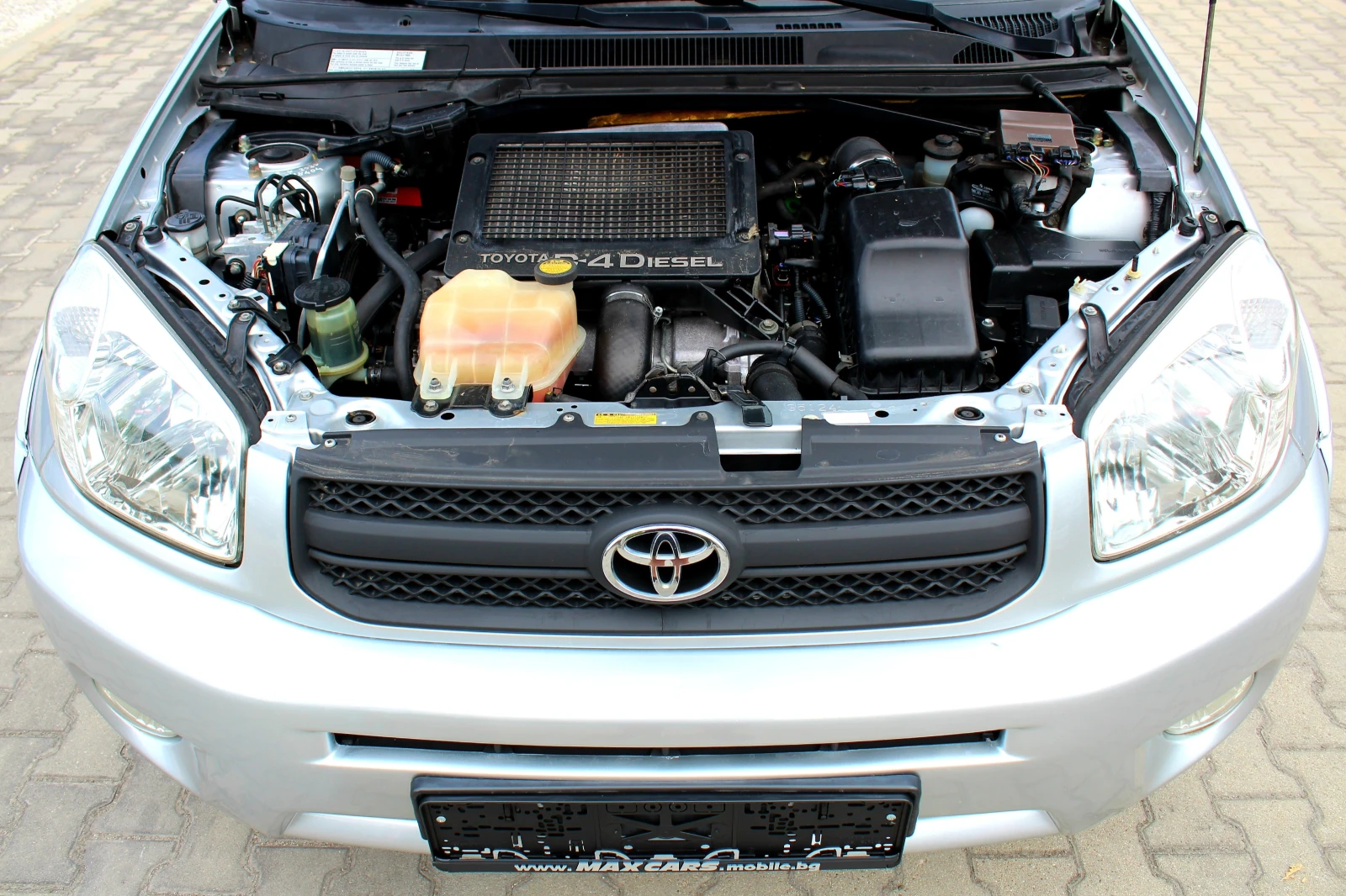Toyota Rav4 2.0D-4D НАВИ/ЛИЗИНГ, снимка 8 - Автомобили и джипове - 56227873