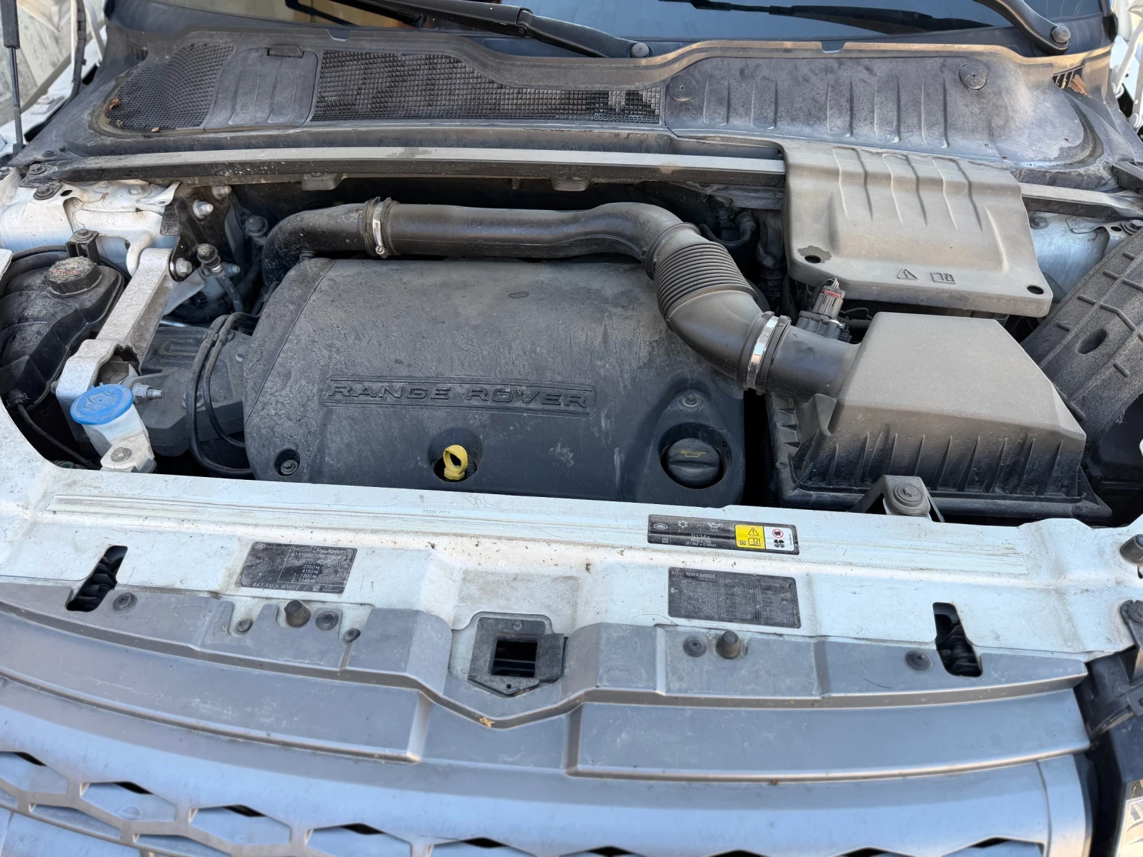 Land Rover Range Rover Evoque, снимка 10 - Автомобили и джипове - 56438224