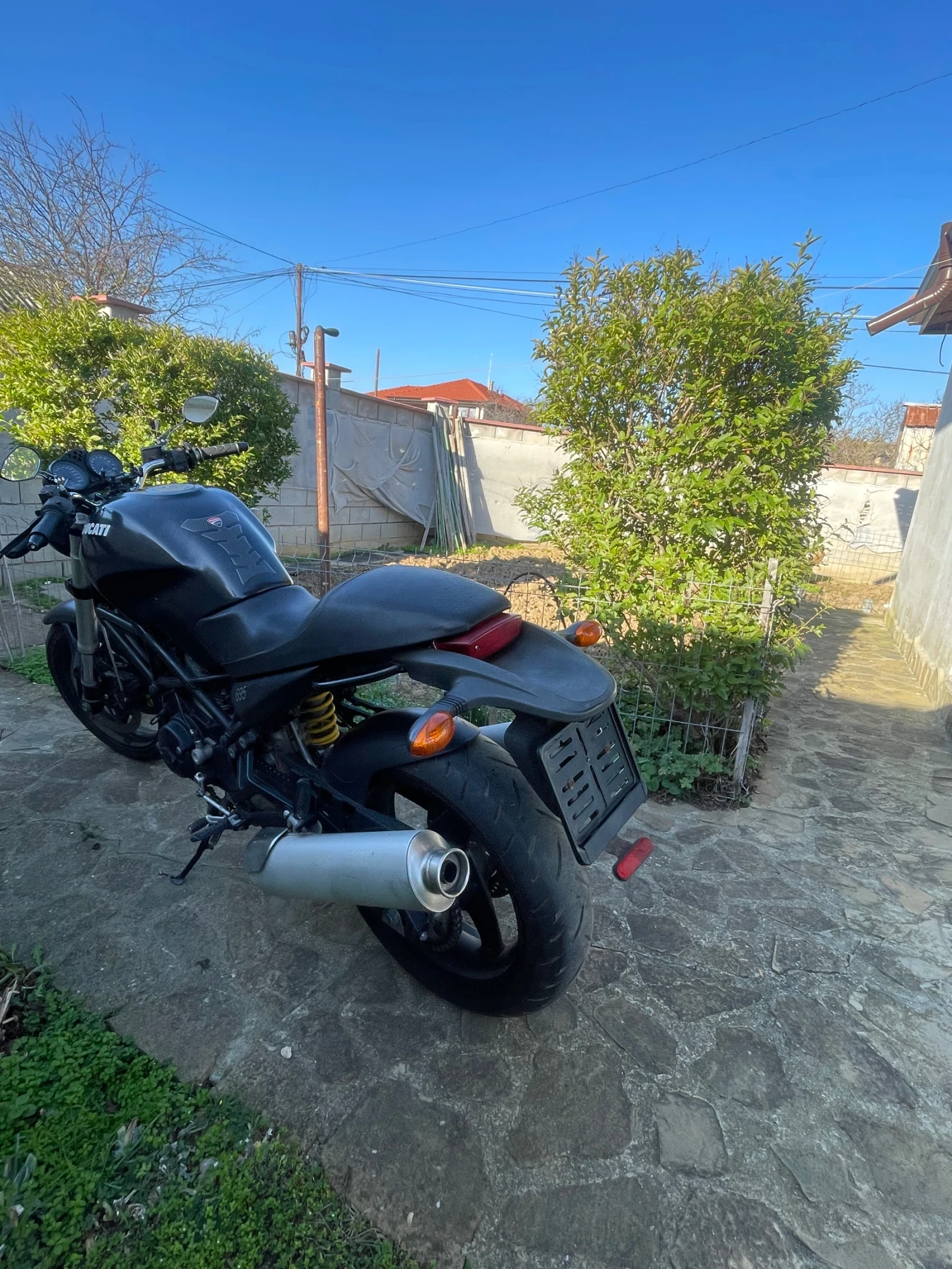 Ducati Monster 695 Desmo Design - изображение 3