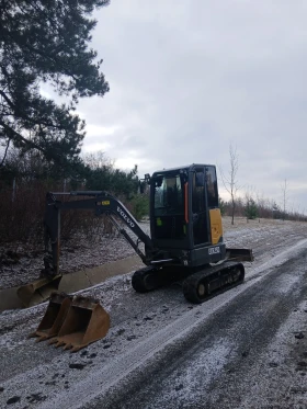 Багер Volvo ECR 25D, снимка 6