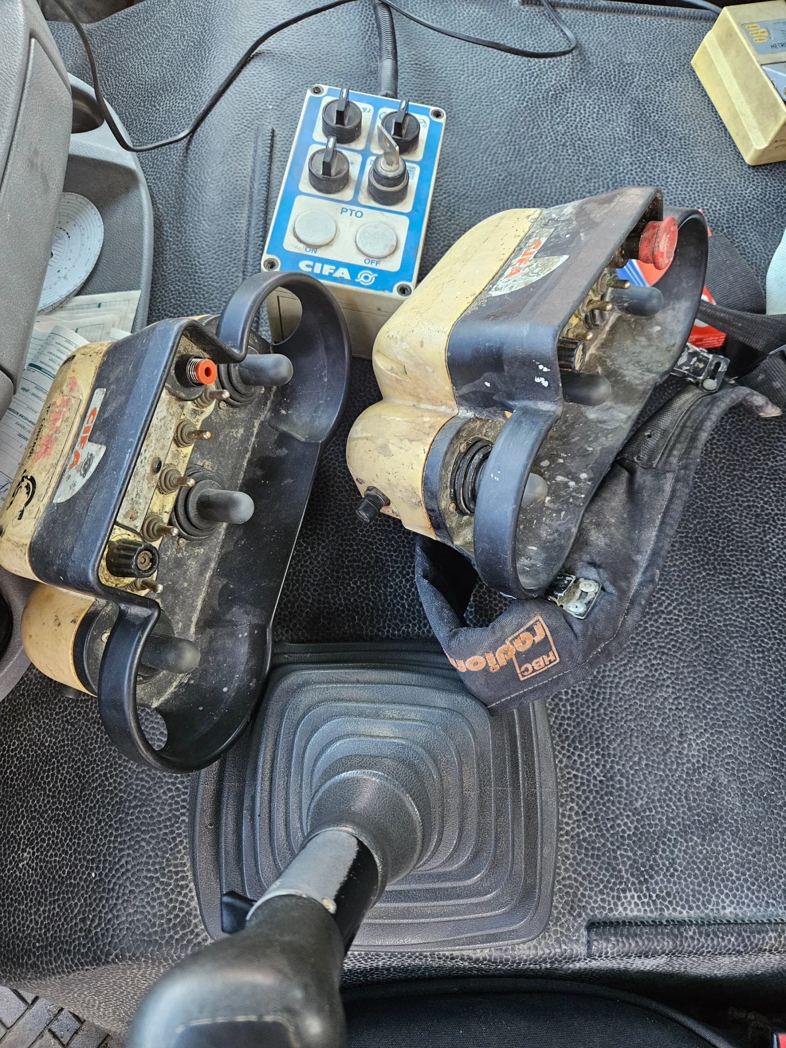 ����� ����� Mercedes-Benz 28 �����, 4 ������, ���� 4141  | Mobile.bg � ����������� 11