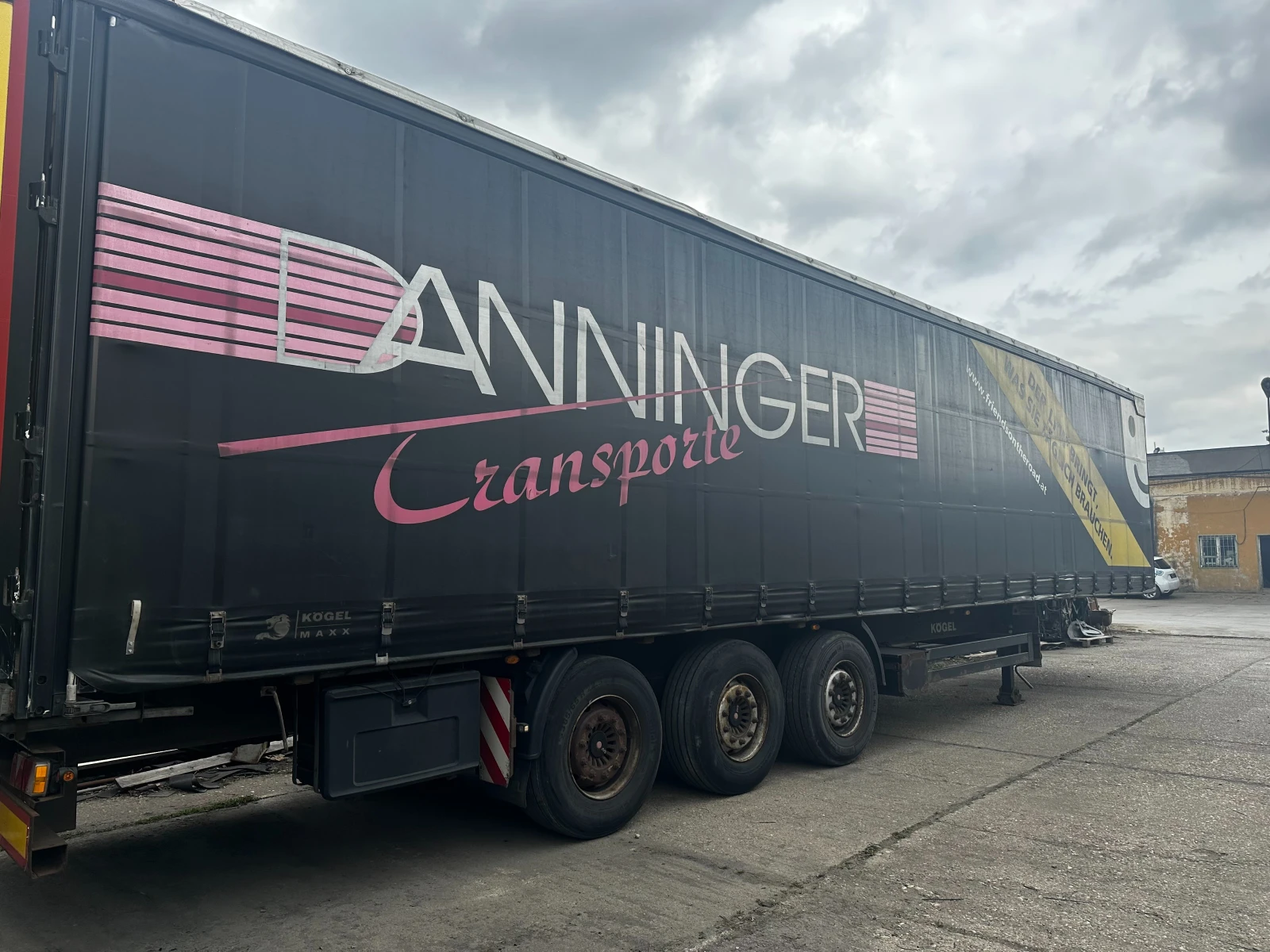 Полуремарке Koegel SN24, снимка 3 - Ремаркета - 53914994