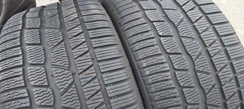 Гуми Зимни 225/35R18, снимка 3 - Гуми и джанти - 30921070