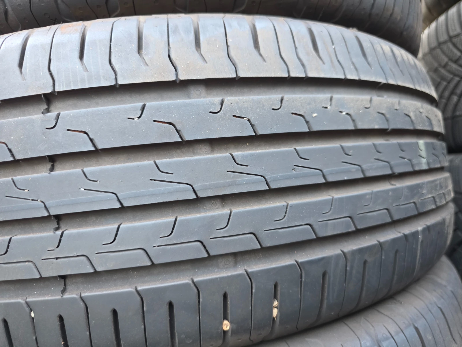 Гуми Летни 205/60R16, снимка 5 - Гуми и джанти - 55478496