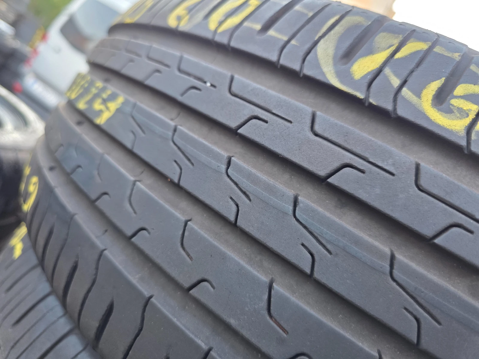 Гуми Летни 205/60R16, снимка 2 - Гуми и джанти - 55478496