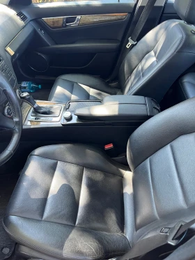 Mercedes-Benz C 320, снимка 7