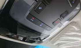 Hyundai Staria * 4WD Lounge 7 Seater * , снимка 16