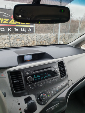 Toyota Sienna LE, снимка 8