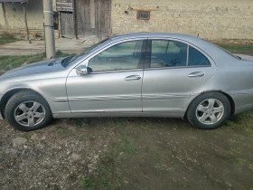 Mercedes-Benz C 220, снимка 14