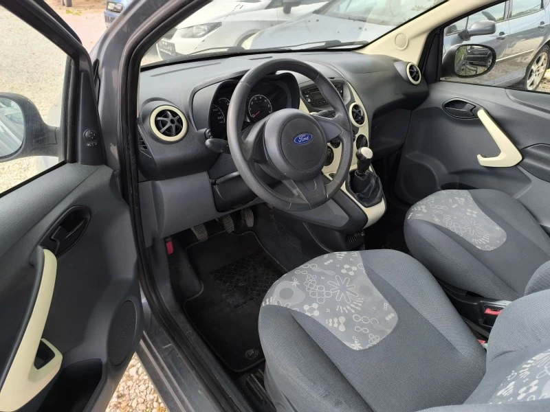 Ford Ka 1.2benzin, снимка 9 - Автомобили и джипове - 46641697