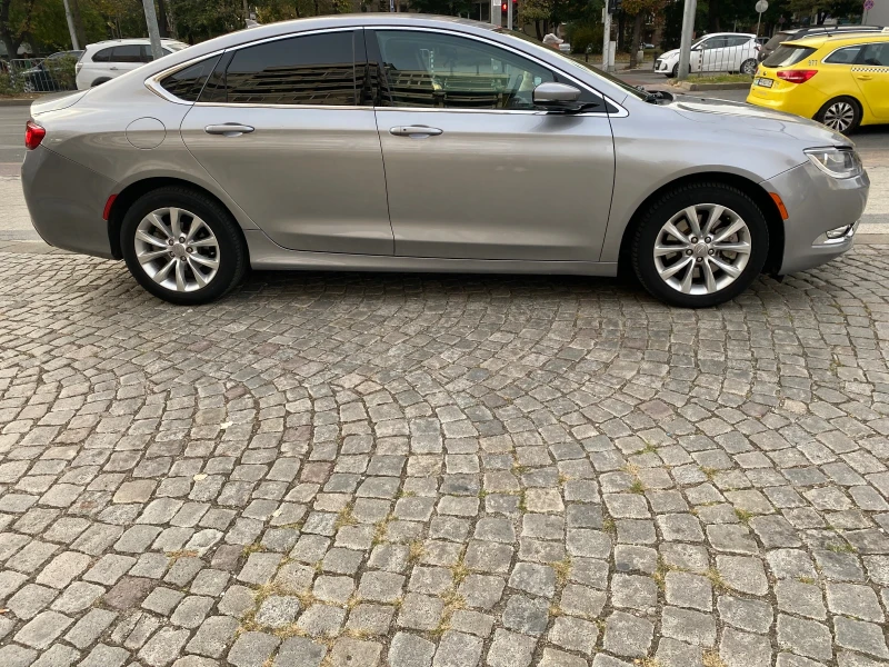 Chrysler 200, снимка 3 - Автомобили и джипове - 49536399