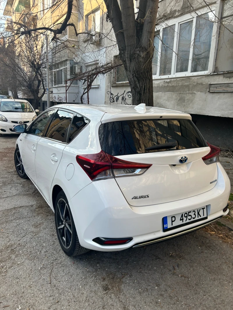 Toyota Auris Нов газов инжекцион, снимка 3 - Автомобили и джипове - 49466888