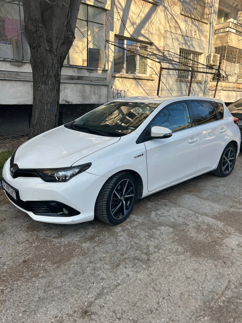 Toyota Auris Нов газов инжекцион, снимка 2 - Автомобили и джипове - 49466888