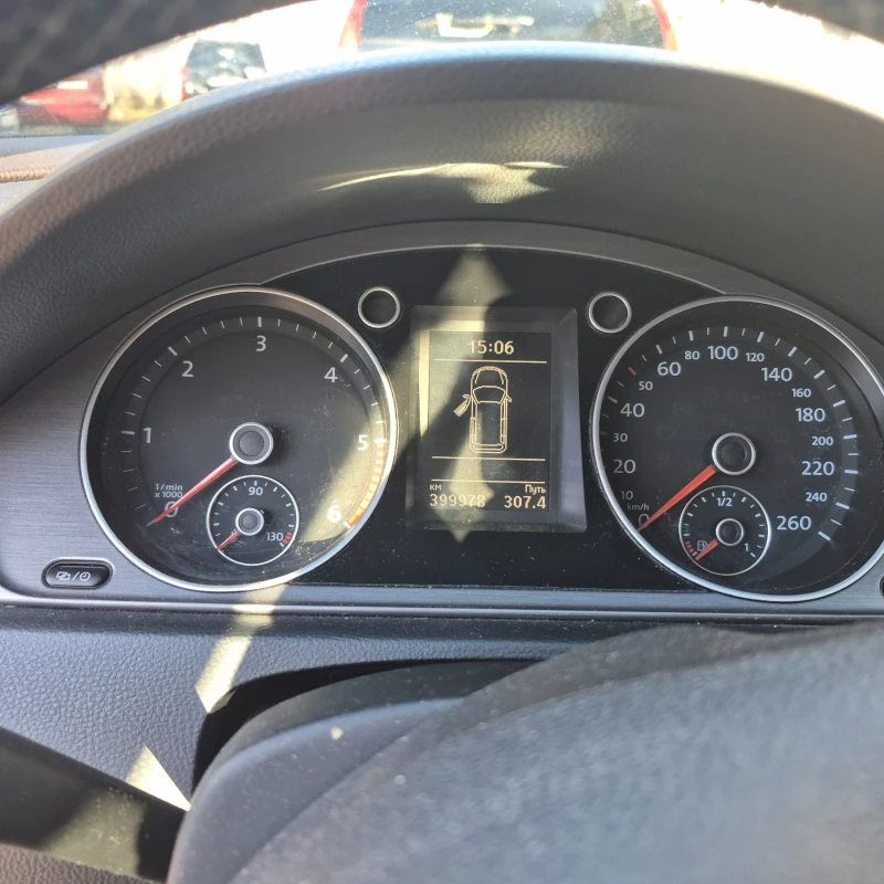 VW Passat, снимка 6 - Автомобили и джипове - 52422834